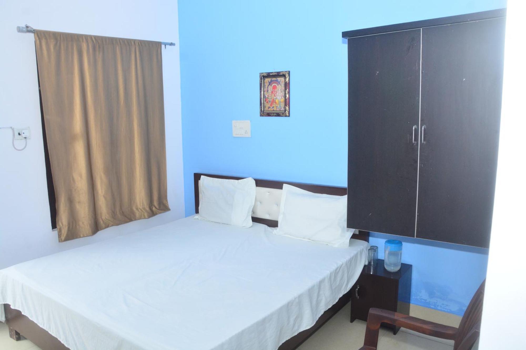 Hotel Chandrasha Villa Ayodhya Dham Ram Mandir 600 Meter Buitenkant foto