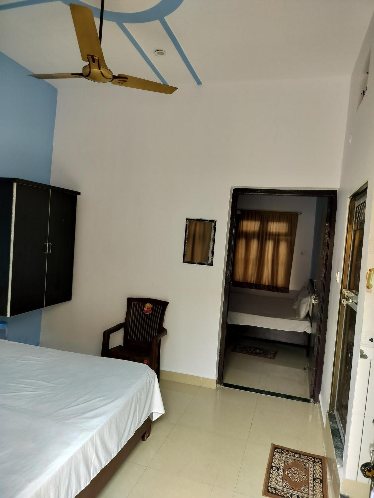 Hotel Chandrasha Villa Ayodhya Dham Ram Mandir 600 Meter Buitenkant foto