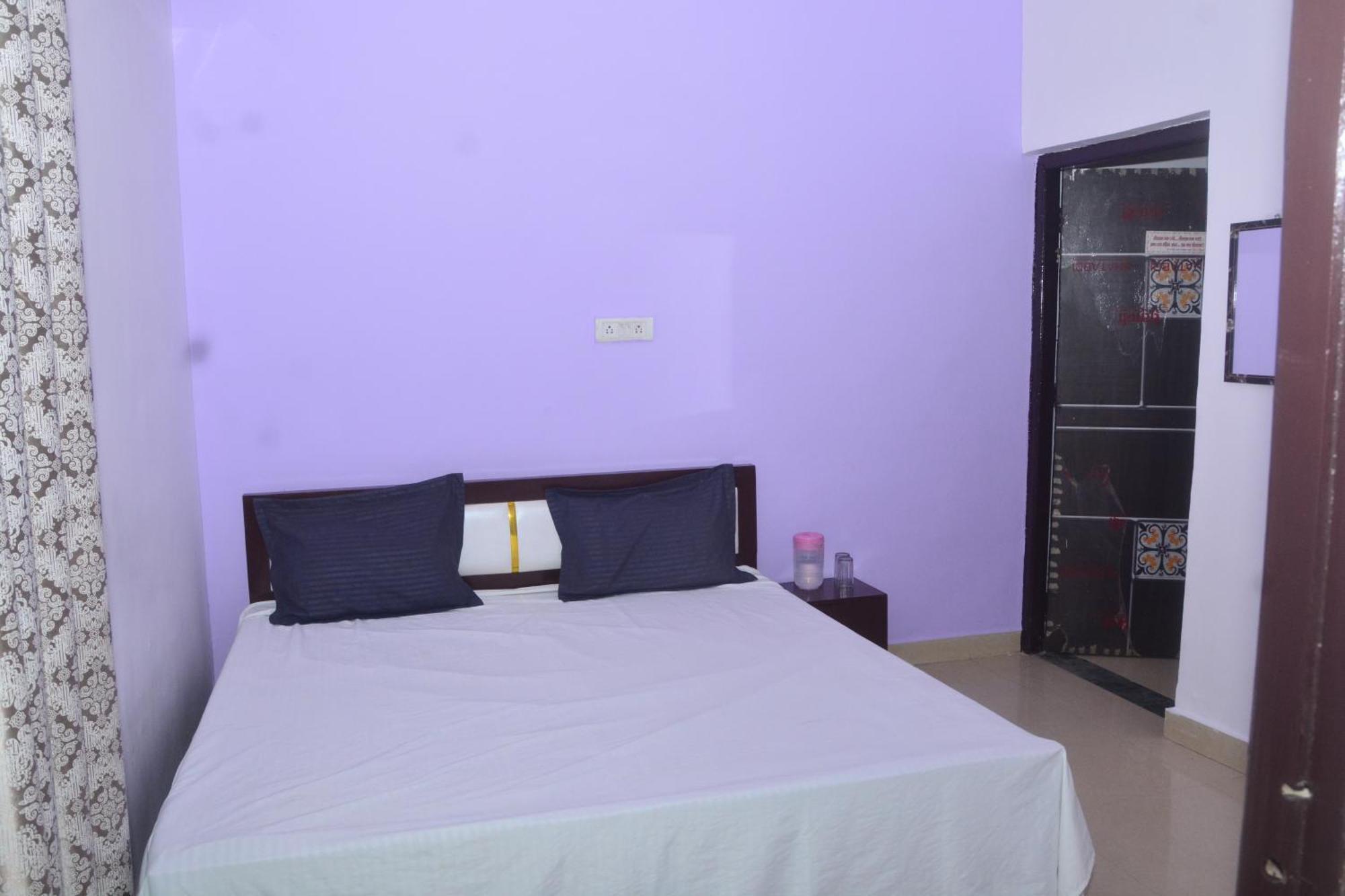 Hotel Chandrasha Villa Ayodhya Dham Ram Mandir 600 Meter Buitenkant foto